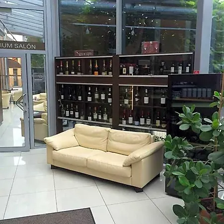 Slovan Hotel 3*