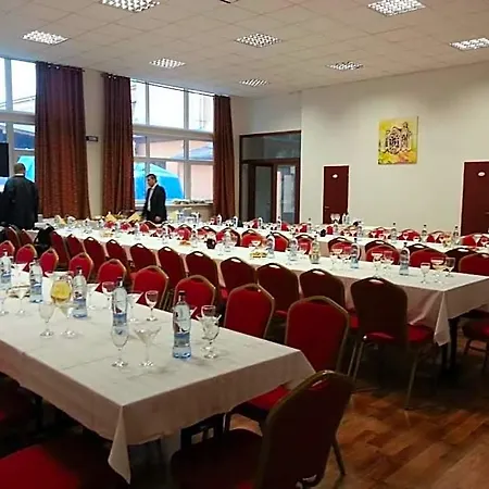 Hotel Slovan Lučenec